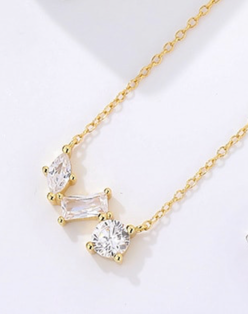 LUA STONE NECKLACE