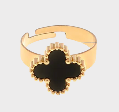 GIGI CLOVER RING